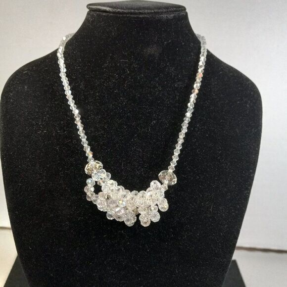 Aurora Borealis Necklace with 8 rings - Picture 1 of 9